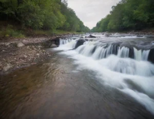 soñar con mucha agua sucia en movimiento